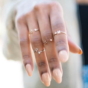 **SOLD** Happy Jewelers 14k white gold initial ring w/ diamond